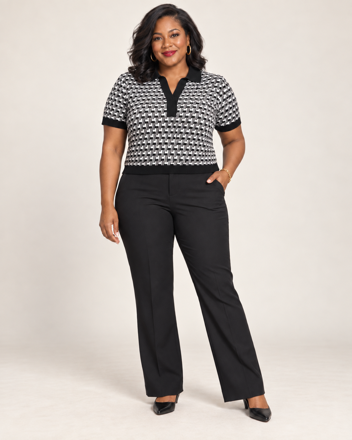 Adrianna Papell Black & White Geometric Pullover Top